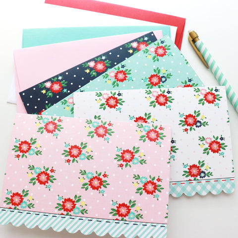 Scalloped-Edge Floral Notecard Set of 8